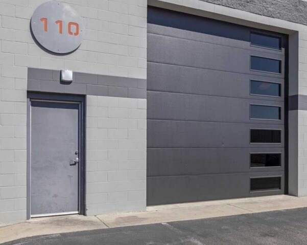 2100 Double Creek Dr, Round Rock, TX à louer - Photo de l’immeuble – Image 1 sur 13