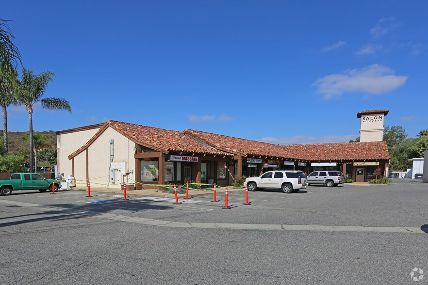 5517-5527 Mission Rd, Bonsall, CA à louer - Photo principale – Image 2 sur 8