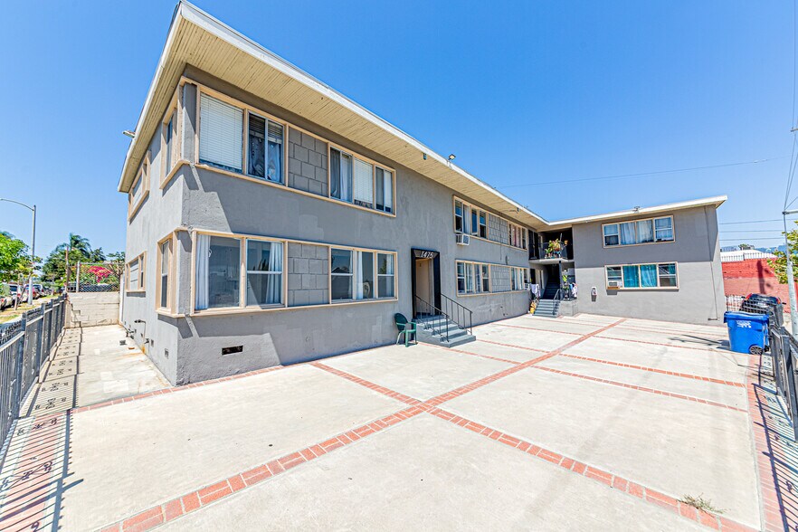 1475 Venice Blvd, Los Angeles, CA à vendre - Photo de l’immeuble – Image 2 sur 37