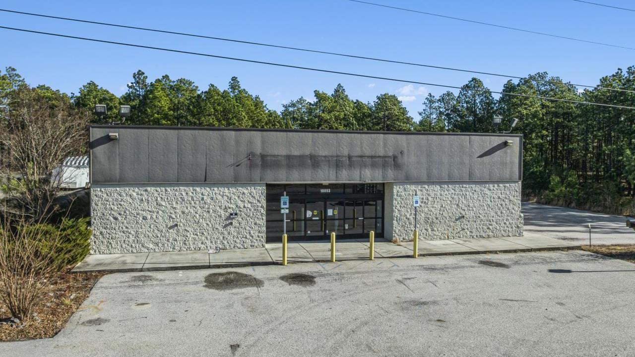 10893 Nc Highway 211 E, Aberdeen, NC à louer Photo principale– Image 1 sur 33
