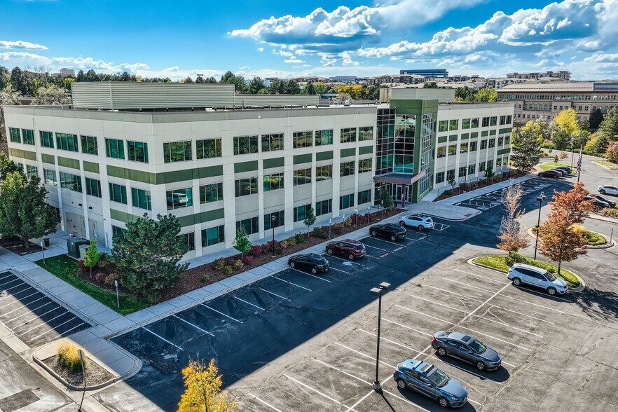 7390 S Iola St, Englewood, CO à louer - Photo de l’immeuble – Image 2 sur 21