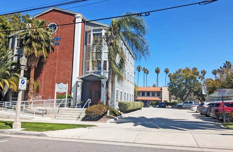 3877 12th St, Riverside, CA à louer - Photo de l’immeuble – Image 1 sur 11