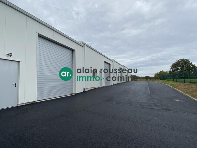 Plus de détails pour Local d’activités à vendre