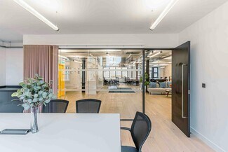 Plus de détails pour 13 Northburgh Street, Londres - Bureau à louer