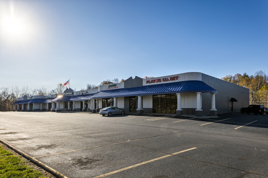 1001 Stone Dr, Kingsport, TN à louer - Photo de l’immeuble – Image 1 sur 2