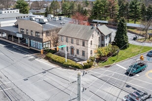 Income producing mixed use For Sale! - Commerce