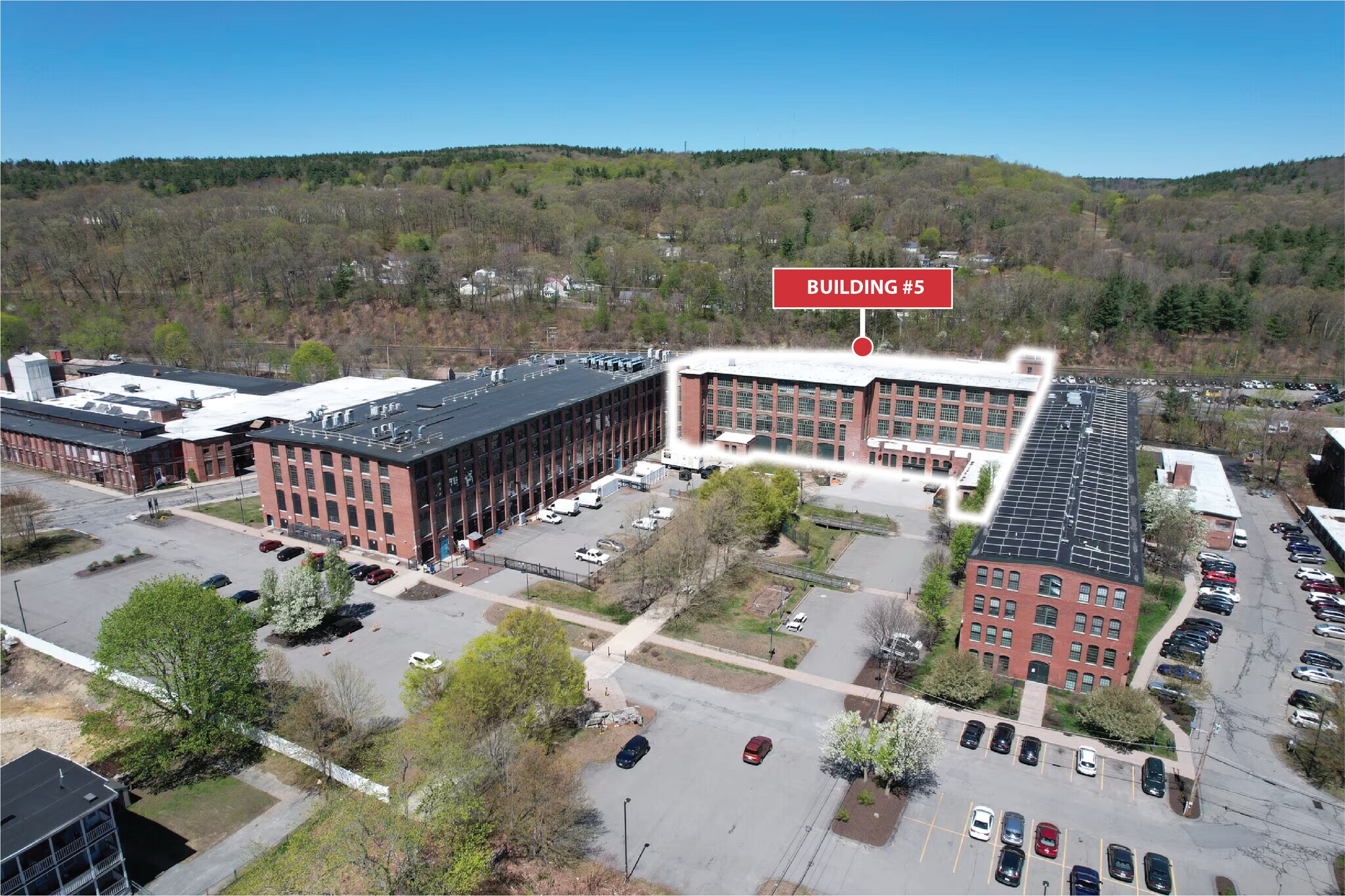 1 Oak Hill Rd, Fitchburg, MA à vendre Photo principale– Image 1 sur 9