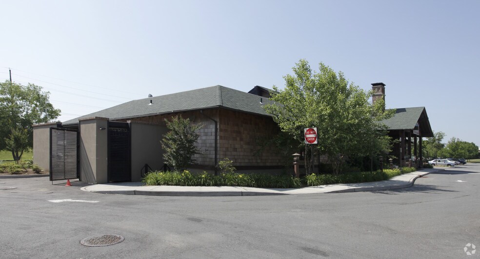 1 Rockingham Row, Princeton, NJ à louer - Photo de l’immeuble – Image 2 sur 4