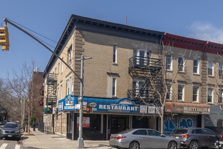 209 Hawthorne St, Brooklyn, NY à vendre - Photo principale – Image 1 sur 1