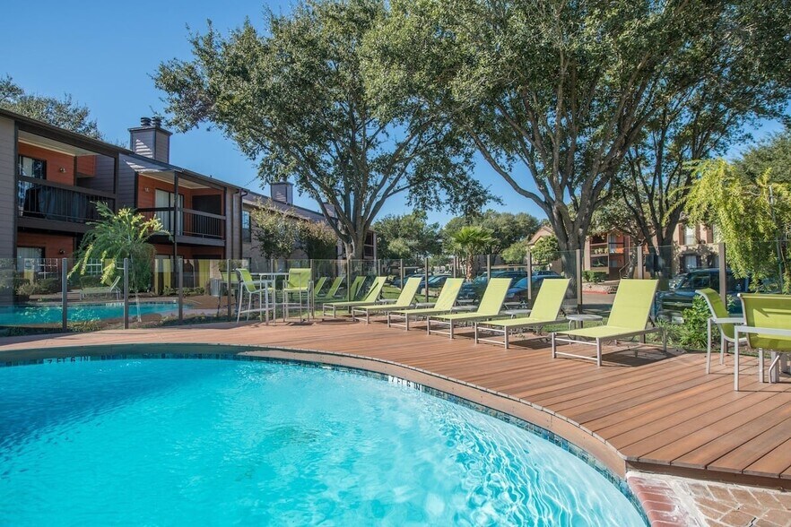 3131 Hayes Rd, Houston, TX à vendre - Photo de l’immeuble – Image 3 sur 62