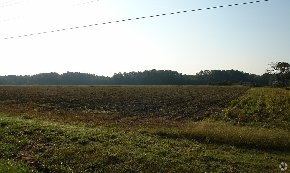 2832 Rucker Farm Ln, Winterville, NC à vendre - Photo principale – Image 1 sur 4