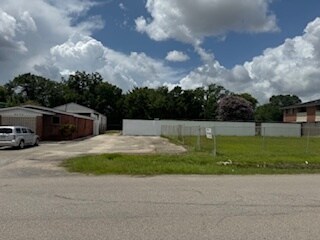 Plus de détails pour 9430 Edgebrook St, Houston, TX - Local d’activités à vendre