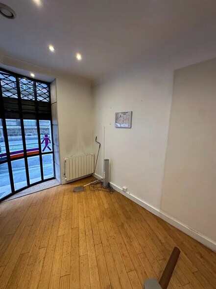 Local commercial dans Neuilly-sur-Seine à louer - Photo intérieure – Image 2 sur 10