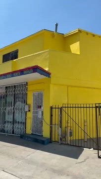 10111 Long Beach Blvd, Lynwood, CA à vendre - Vidéo sur l’annonce professionnelle – Image 2 sur 6