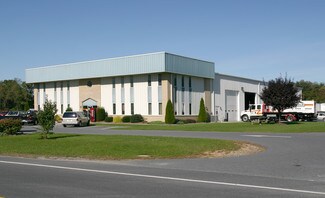 Plus de détails pour 1511 Commerce Ave, Carlisle, PA - Industriel/Logistique à louer