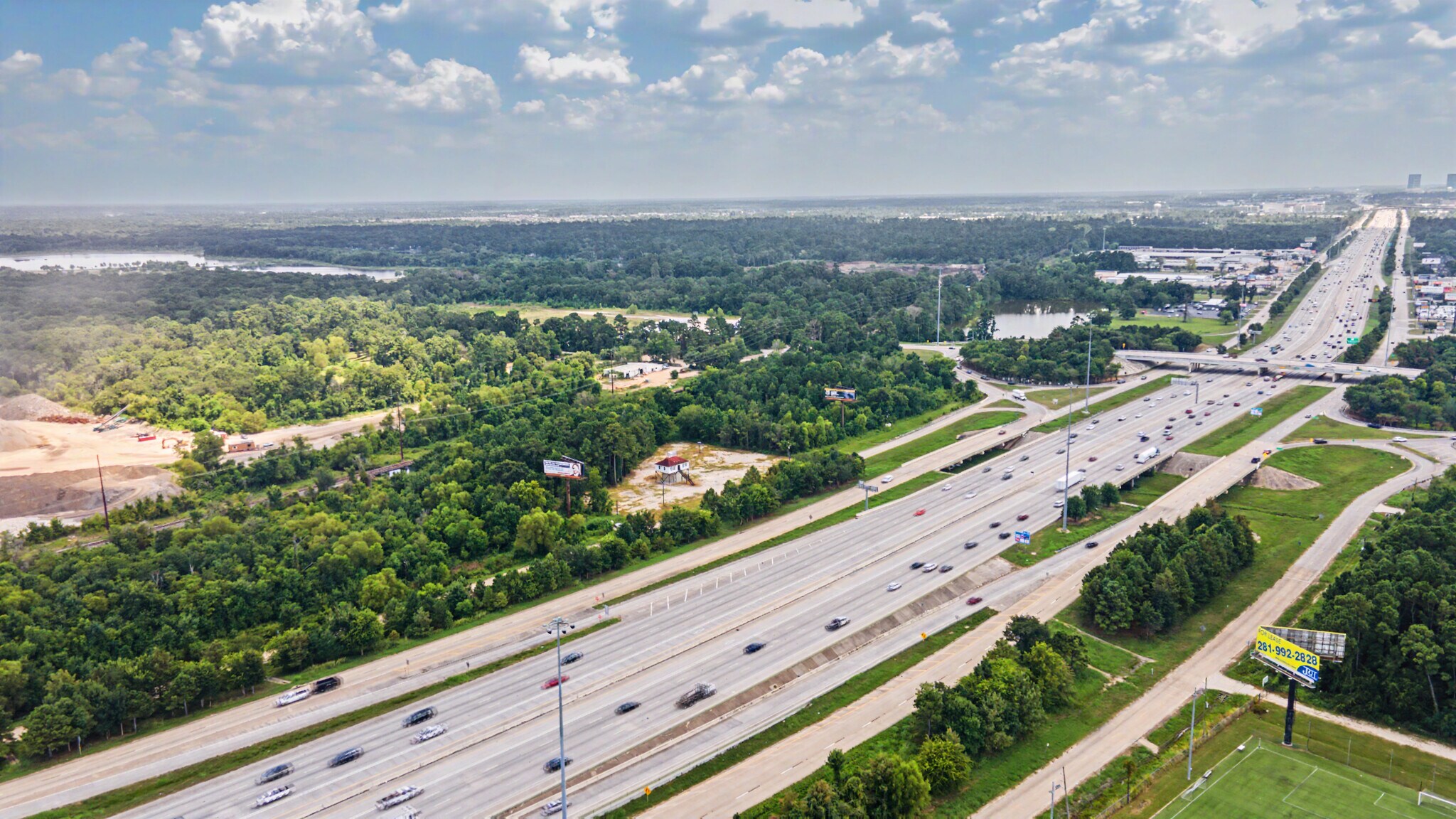 14815 Interstate 45 S, Conroe, TX à louer Photo de l’immeuble– Image 1 sur 19