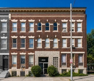 Plus de détails pour 2530 N Calvert St, Baltimore, MD - Bureau à vendre