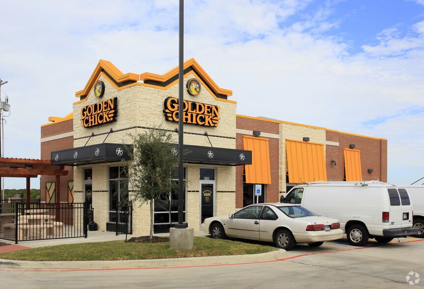 4110 N Foster Rd, San Antonio, TX à vendre - Photo de l’immeuble – Image 2 sur 2