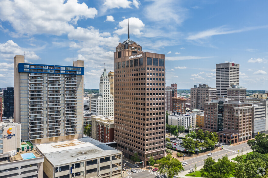 50 N Front St, Memphis, TN à louer - Photo de l’immeuble – Image 3 sur 10