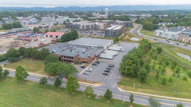 605 E Church St, Frederick, MD à louer Photo intérieure– Image 2 sur 19