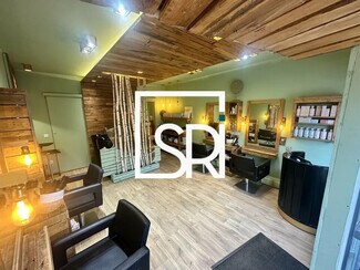 Plus de détails pour Local commercial à louer