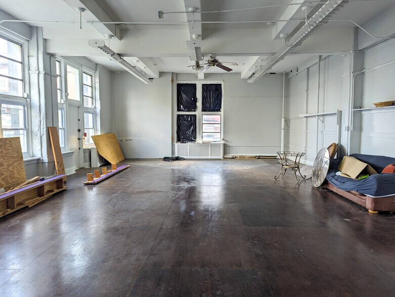 1901 W Tioga St, Philadelphia, PA à vendre - Photo de l’immeuble – Image 3 sur 60