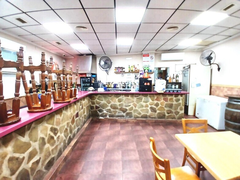 Local commercial dans Rafelguaraf à louer - Photo intérieure – Image 1 sur 31
