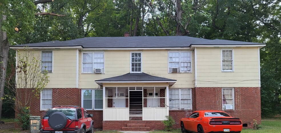 306 Loring Dr, Sumter, SC à vendre - Photo de l’immeuble – Image 1 sur 9