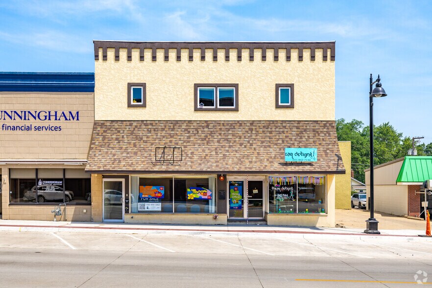 307 E Main St, Knoxville, IA à vendre - Photo de l’immeuble – Image 2 sur 4