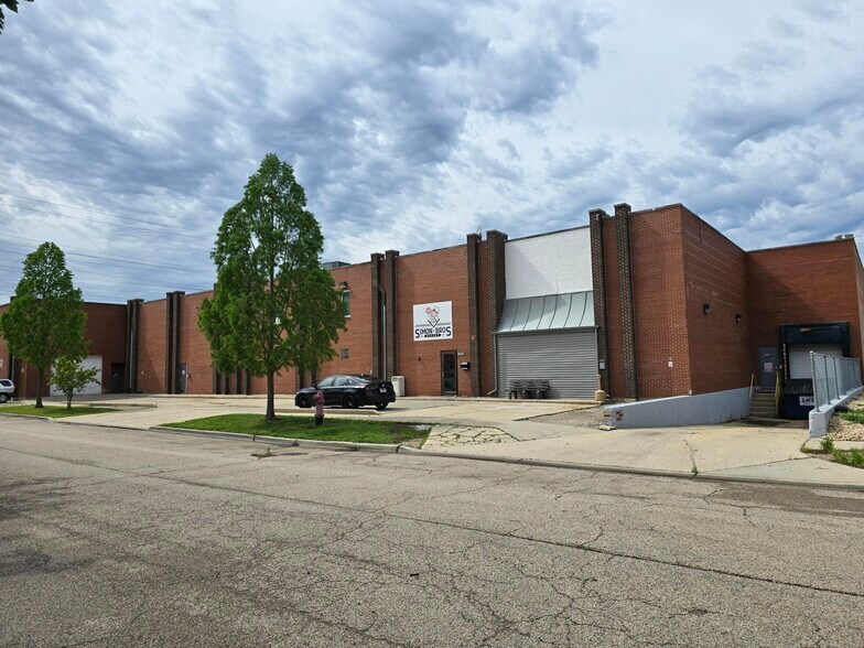4820 Washington St, Skokie, IL à vendre - Photo de l’immeuble – Image 2 sur 13