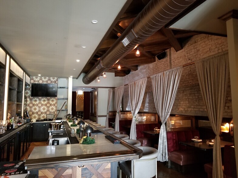 738 W Randolph St, Chicago, IL à vendre - Photo de l’immeuble – Image 2 sur 13