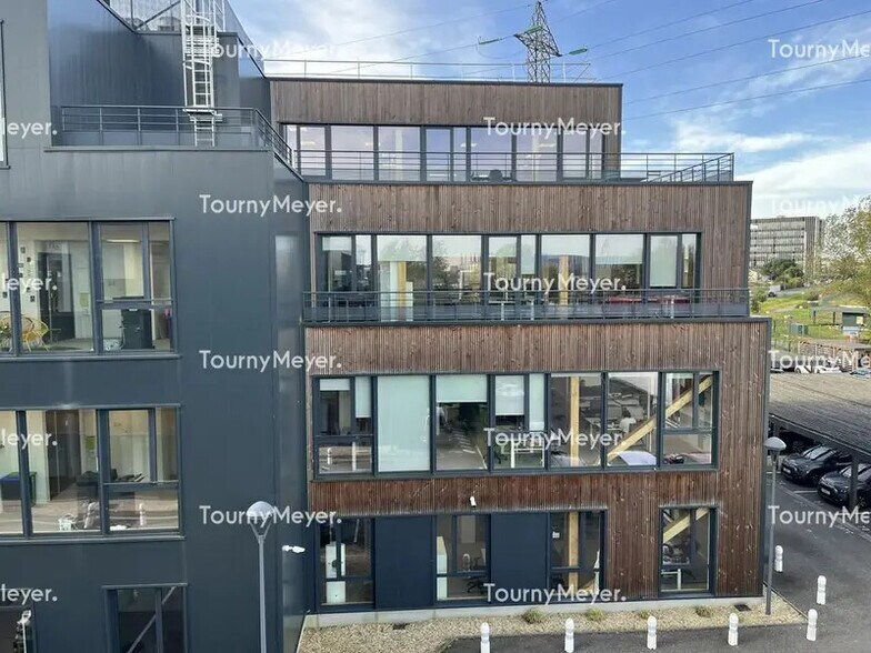 Bureau dans Mérignac à louer - Photo de l’immeuble – Image 2 sur 8