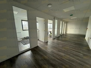 Local d’activités dans Cergy à louer Photo intérieure– Image 2 sur 4