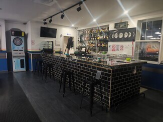Plus de détails pour Local commercial à louer