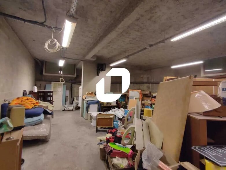 Local d'activités dans Bourg-la-Reine à vendre - Photo de l’immeuble – Image 1 sur 14