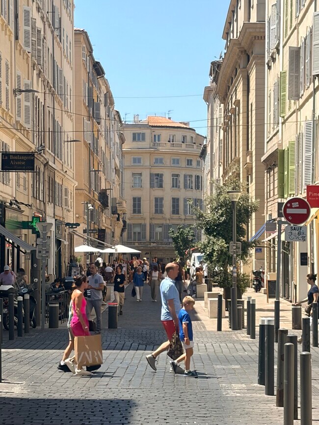 Plus de détails pour Rue Francis Davso, Marseille - Local commercial à louer