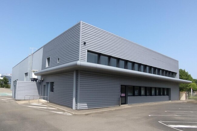 Plus de détails pour 75 Rue Edmond Rostand, Toulouse - Bureau, Local d'activités à louer