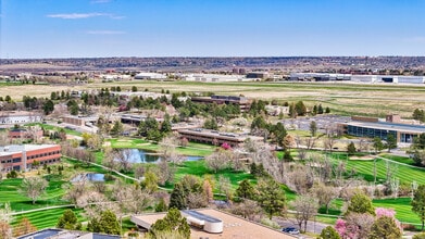 58 Inverness Dr E, Englewood, CO - VUE AÉRIENNE vue de carte - Image1