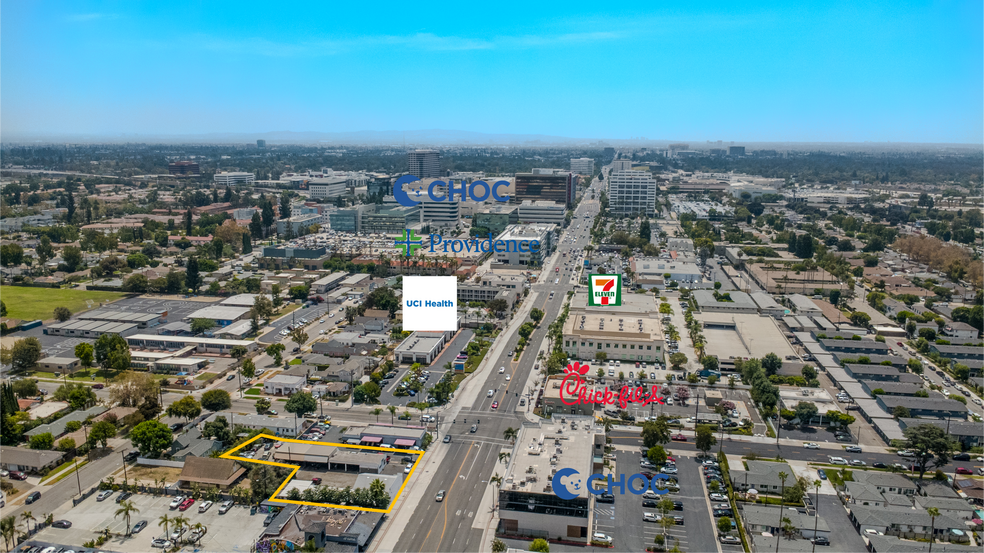 185 S Main St, Orange, CA à vendre - Photo de l’immeuble – Image 1 sur 15