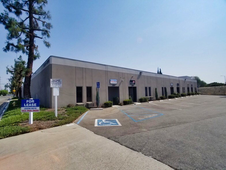 20014-20032 State Rd, Cerritos, CA à louer - Photo de l’immeuble – Image 3 sur 24