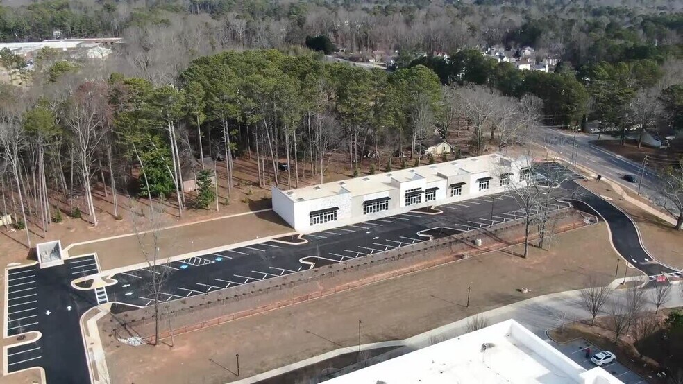 2193 Panola Rd, Lithonia, GA à louer - Vidéo sur l’annonce professionnelle – Image 2 sur 10