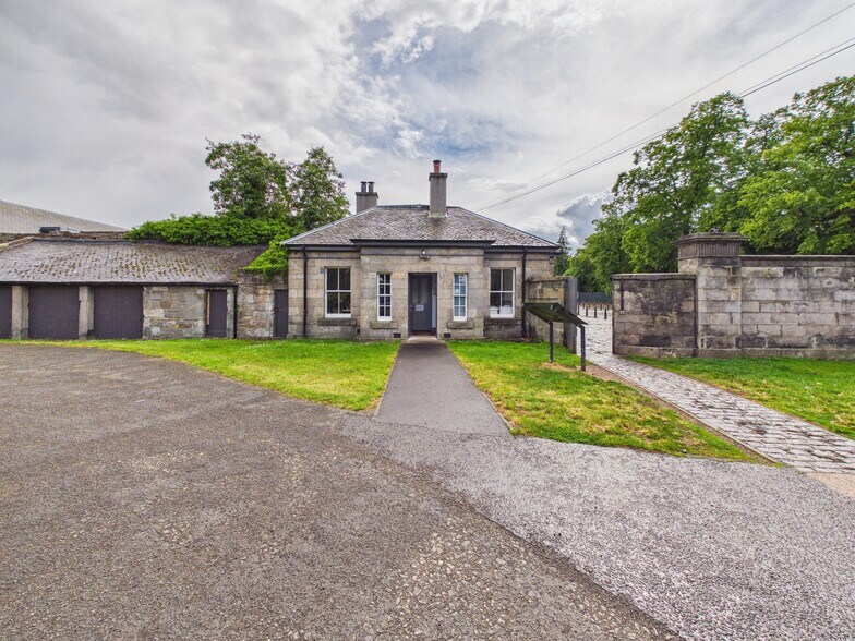 177 High St, Dalkeith à louer - Photo de l’immeuble – Image 1 sur 9