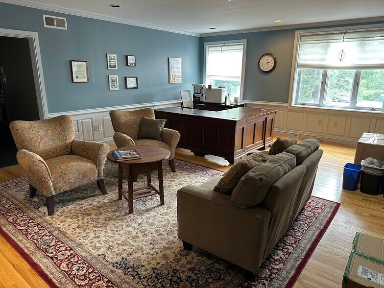 501 South St, Bow, NH à louer - Photo de l’immeuble – Image 2 sur 10