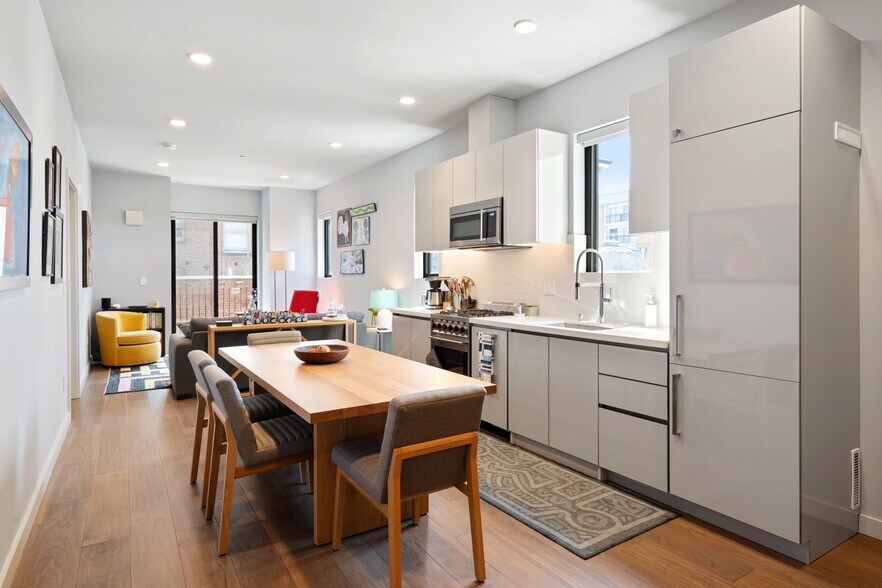 824 Hyde St, San Francisco, CA à vendre - Photo intérieure – Image 3 sur 25