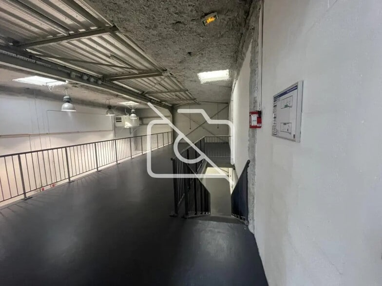 Industriel/Logistique dans Choisy-le-Roi à louer - Photo intérieure – Image 2 sur 5