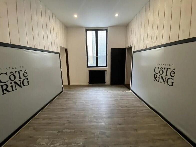 Bureau dans Paris à vendre - Photo de l’immeuble – Image 3 sur 9