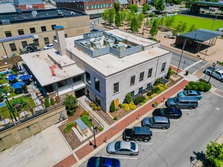 Plus de détails pour 131 Strawberry Aly, Clarksville, TN - Local commercial à louer