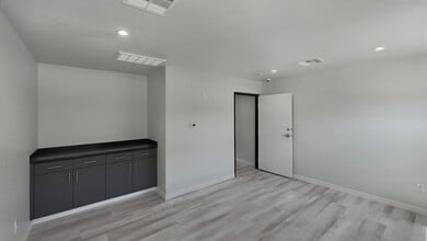 724 S 9th St, Las Vegas, NV à louer Photo intérieure– Image 1 sur 2