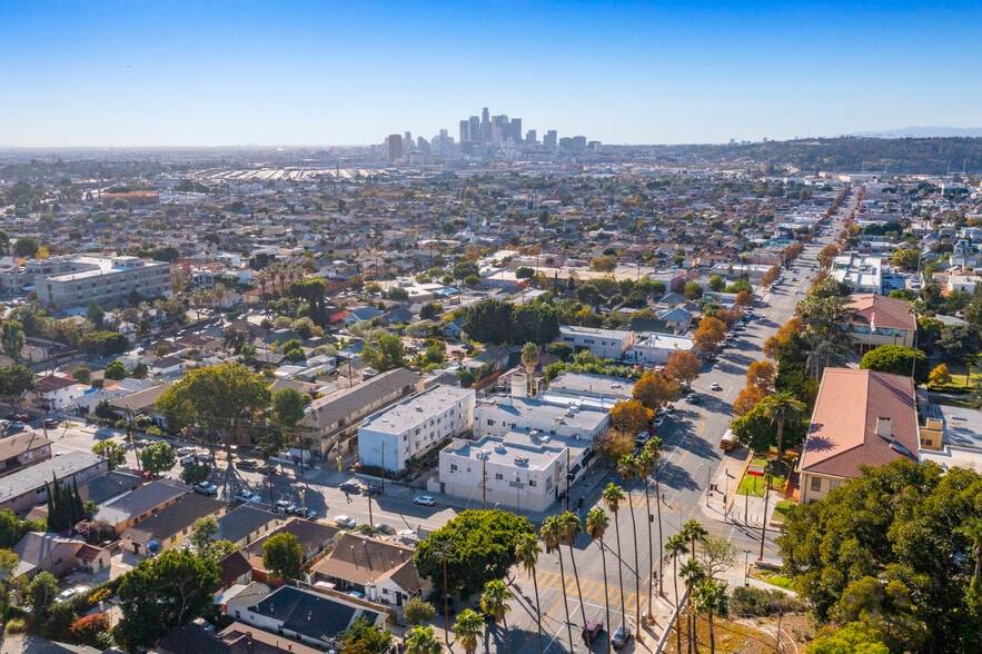 3532 Broadway, Los Angeles, CA à louer - Aérien – Image 3 sur 12