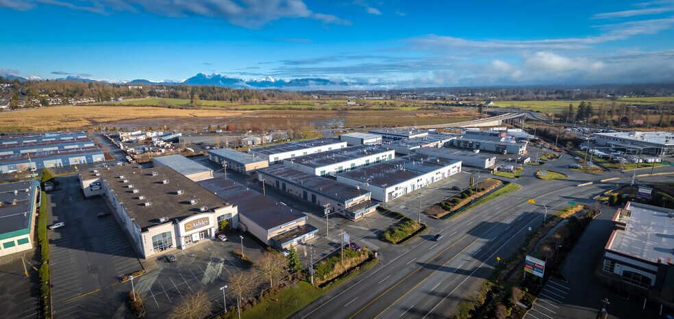 20683-20685 Langley Byp, Langley, BC à louer - Photo de l’immeuble – Image 2 sur 14
